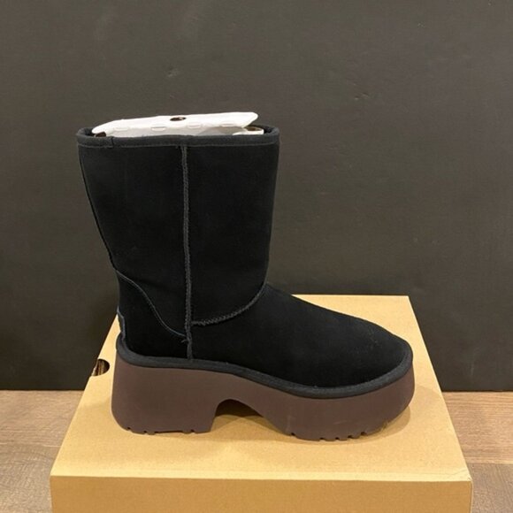 UGG Women's Black Classic Short New Heights Boot Bootie Shoes New - Picture 2 of 4